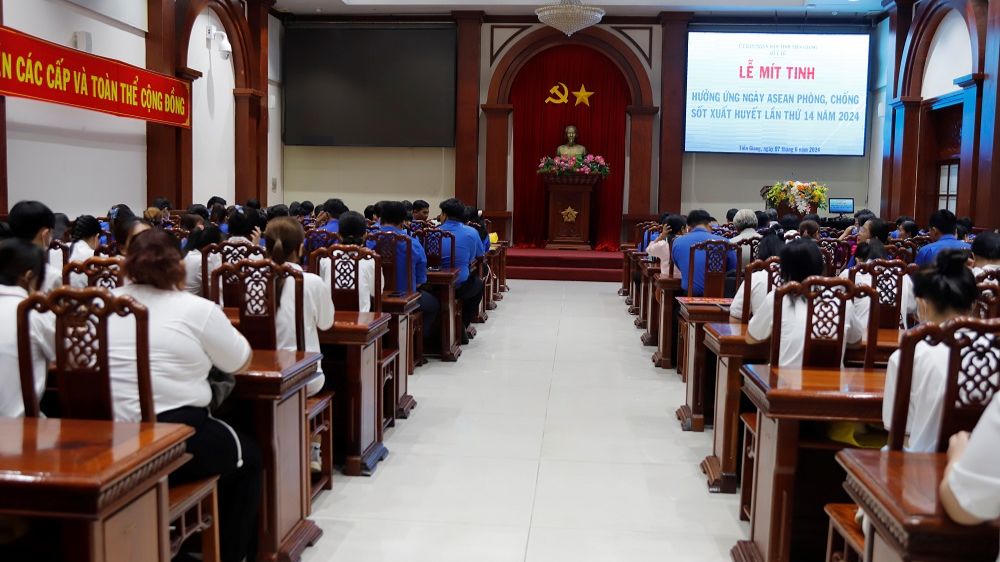 Tiền Giang: Mít tinh hưởng ứng ngày ASEAN phòng chống sốt xuất huyết lần thứ 14 