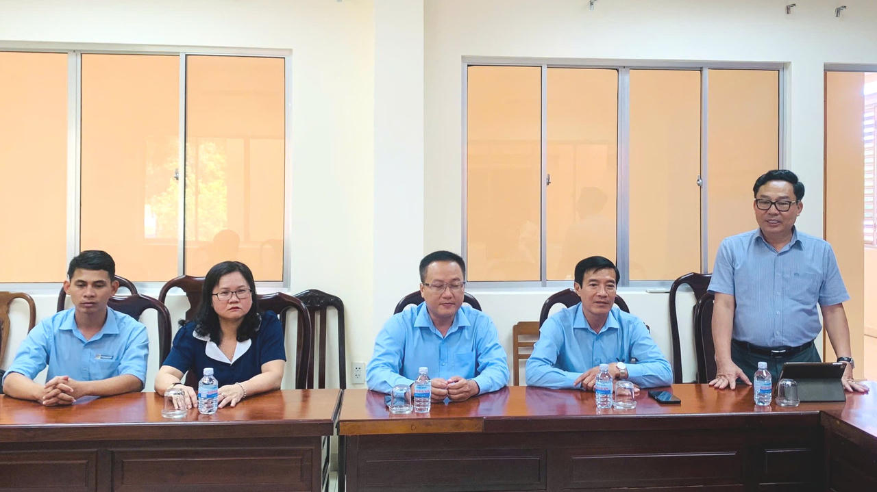 BHXH Tiền Giang ủng hộ 100 triệu đồng khắc phục thiệt hại bão lũ ở miền Bắc 