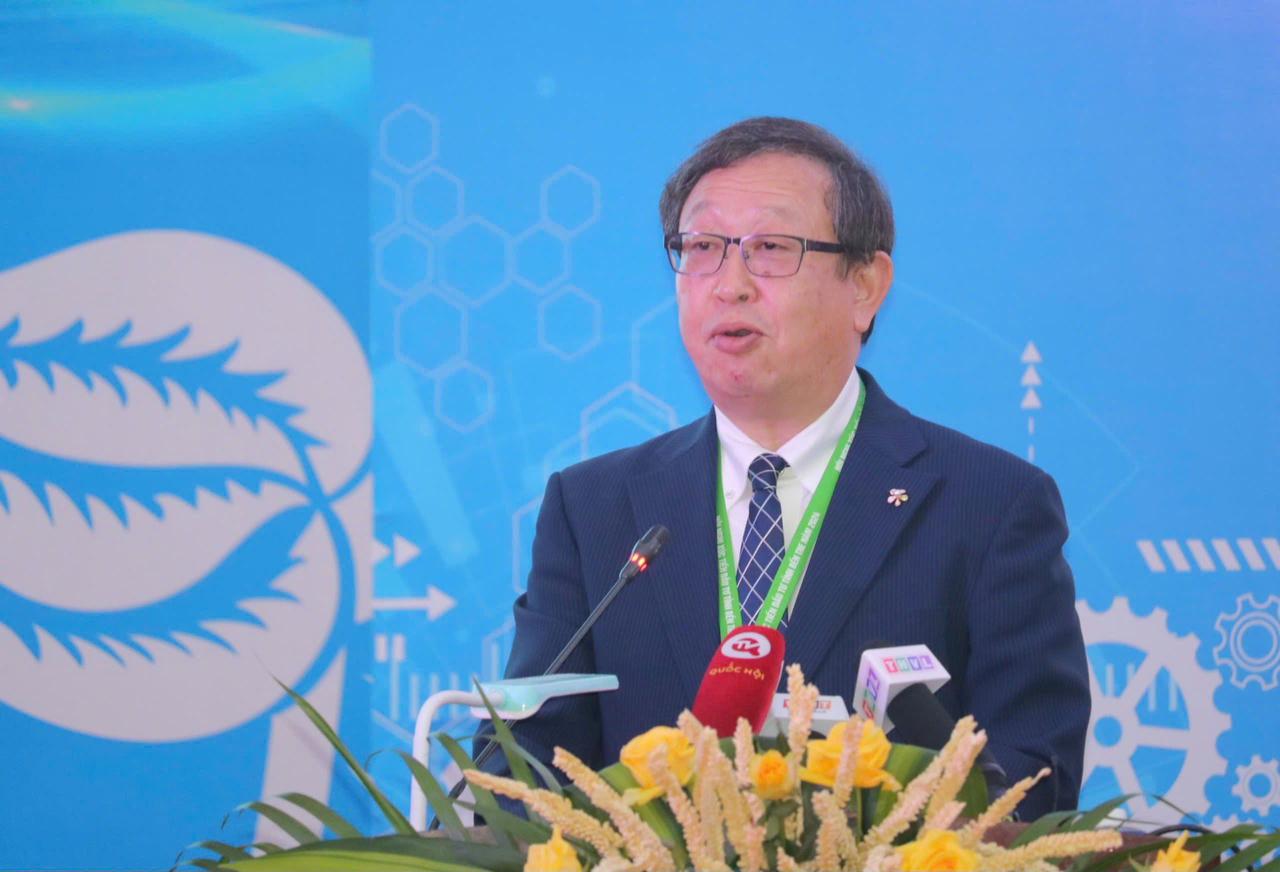 Bến Tre trao quyết định đầu tư, thỏa thuận hợp tác trị giá hơn 311 nghìn tỷ đồng