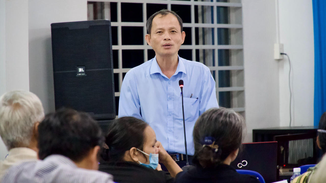 “Chạy đua” chỉ tiêu BHYT để đạt chuẩn nông thôn mới nâng cao 