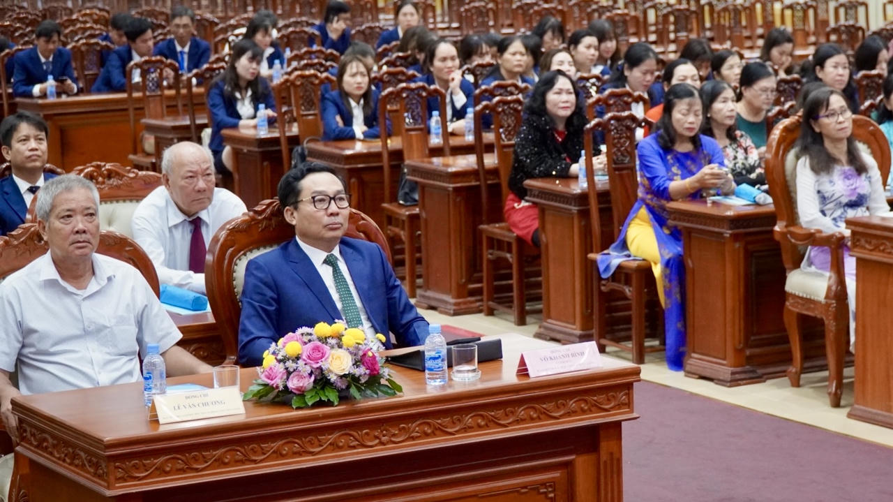 BHXH Tiền Giang: Hai cá nhân được nhận Huân chương Lao động hạng Ba