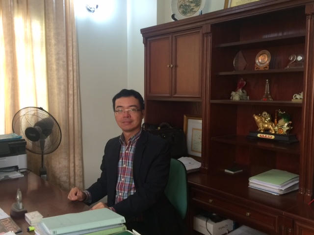 Con dâu “cắm nhà mượn” đẩy ông lão cùng các cháu ra đường