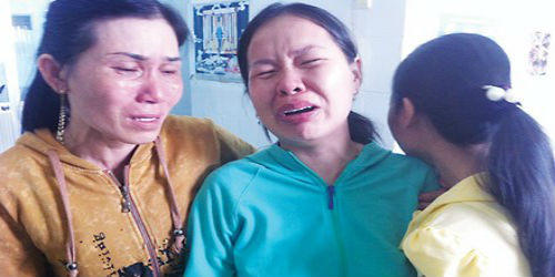 Bác sỹ mải ăn quà, bé trai thiệt mạng?