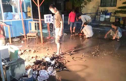 Vỡ đường ống nước: Bệnh viện ngừng mổ, bệnh nhân xin về