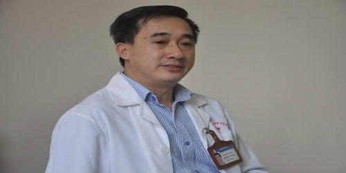 Đề nghị Công An vào cuộc điều tra vụ “thánh cô” ở cổng Bệnh viện K