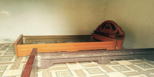 Rớt nước mắt trước cảnh sống của bé gái 10 tuổi ở chùa Thiên Tâm