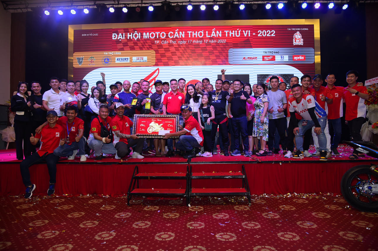 Mãn nhãn trước dàn “quái thú” siêu khủng tại đại hội moto lớn nhất miền Tây