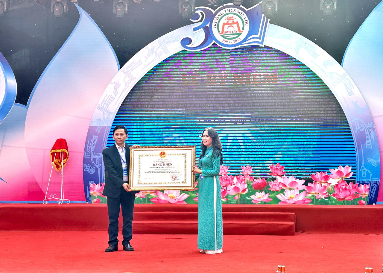 THCS Sơn Lộc (Sơn Tây) tưng bừng mừng tuổi 30