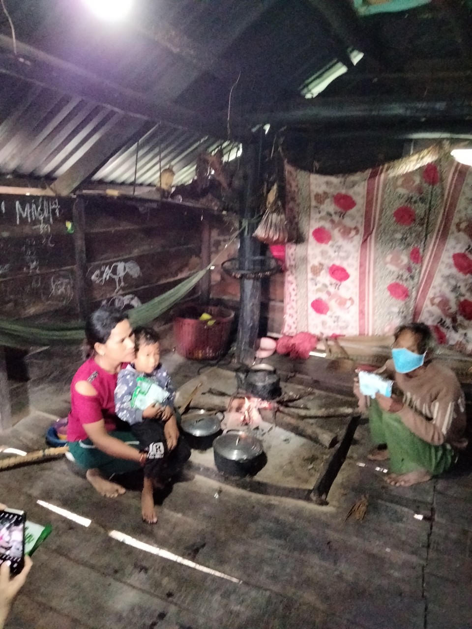 Thẻ bảo hiểm y tế với đồng bào dân tộc thiểu số