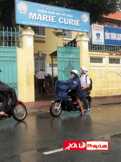 Tin “ma nữ” “ám” trường THPT danh tiếng khuấy đảo “cư dân mạng“