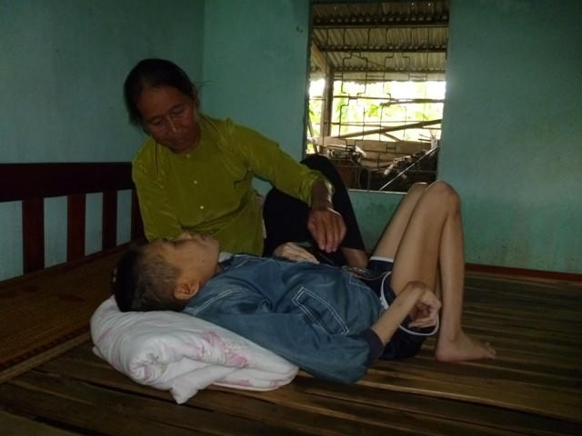 Người mẹ 6 lần chôn con, 3 lần tự tử