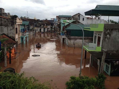 Bão đi qua Quảng Ninh, áp thấp mới hướng về biển Đông