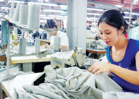 Hàng ngàn lao động Hà Nội sẽ không có lương, thưởng Tết?