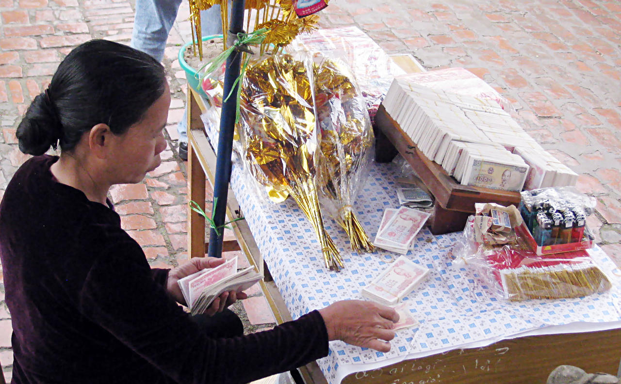 Tiết kiệm nghìn tỷ  nhờ không in tiền lẻ