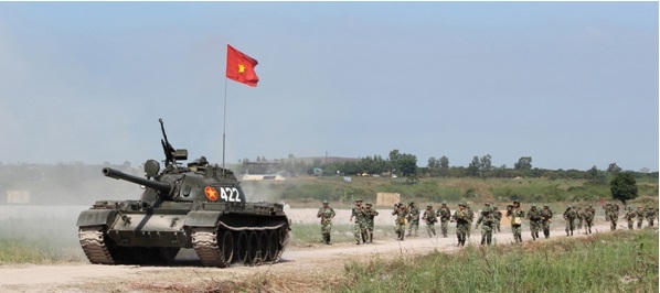 Lính Tăng thiết giáp vui đón xuân