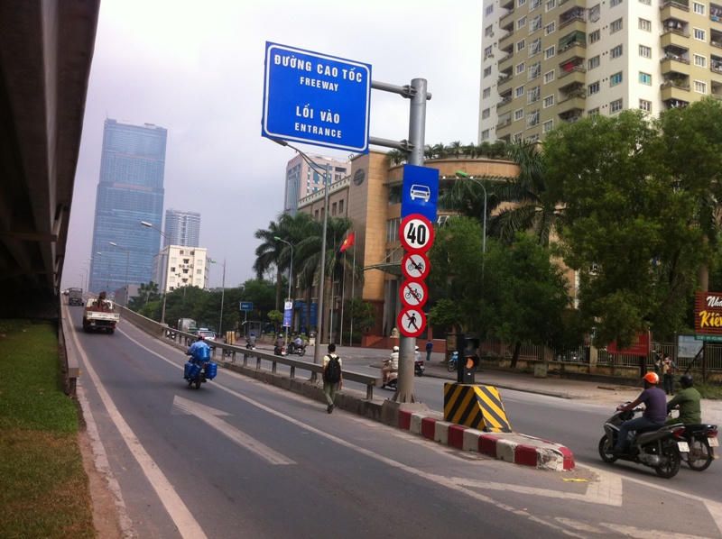  Nhiều ý kiến trái chiều sau đề xuất tịch thu xe máy đi vào đường cao tốc