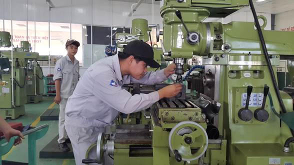 Luật Giáo dục nghề nghiệp: Chưa thi hành đã bất cập