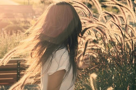 Đừng làm “chuyện người lớn” khi còn con nít