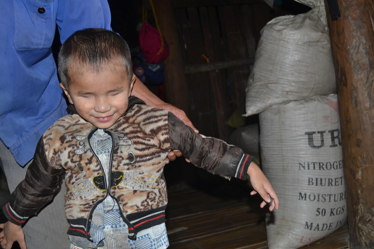 Những hủ tục kỳ dị trên cao nguyên đá