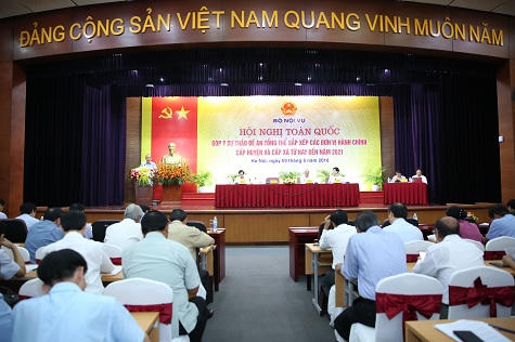 Sắp xếp cán bộ dôi dư không thể “vắt chanh bỏ vỏ”