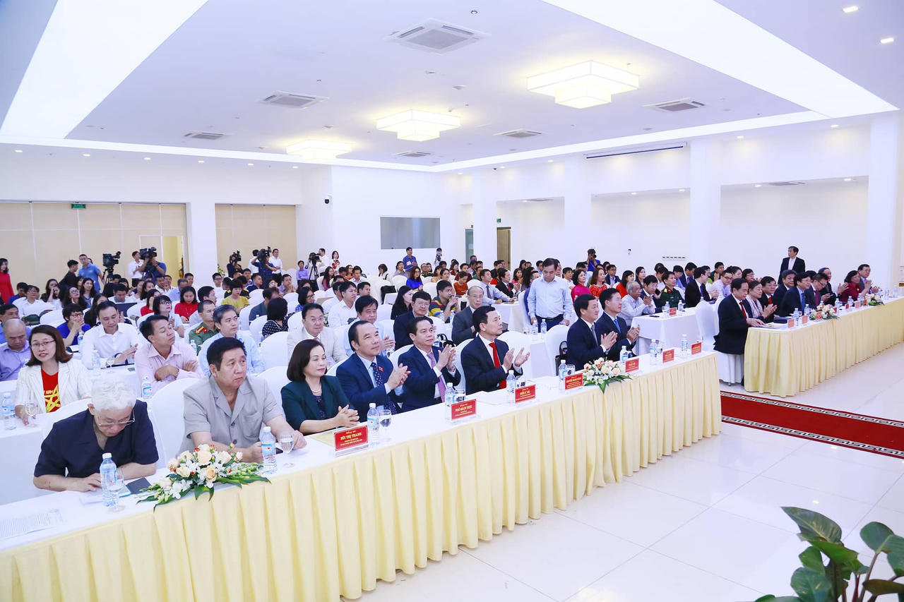 Báo chí góp phần bồi dưỡng tinh thần yêu nước, lòng tự hào dân tộc