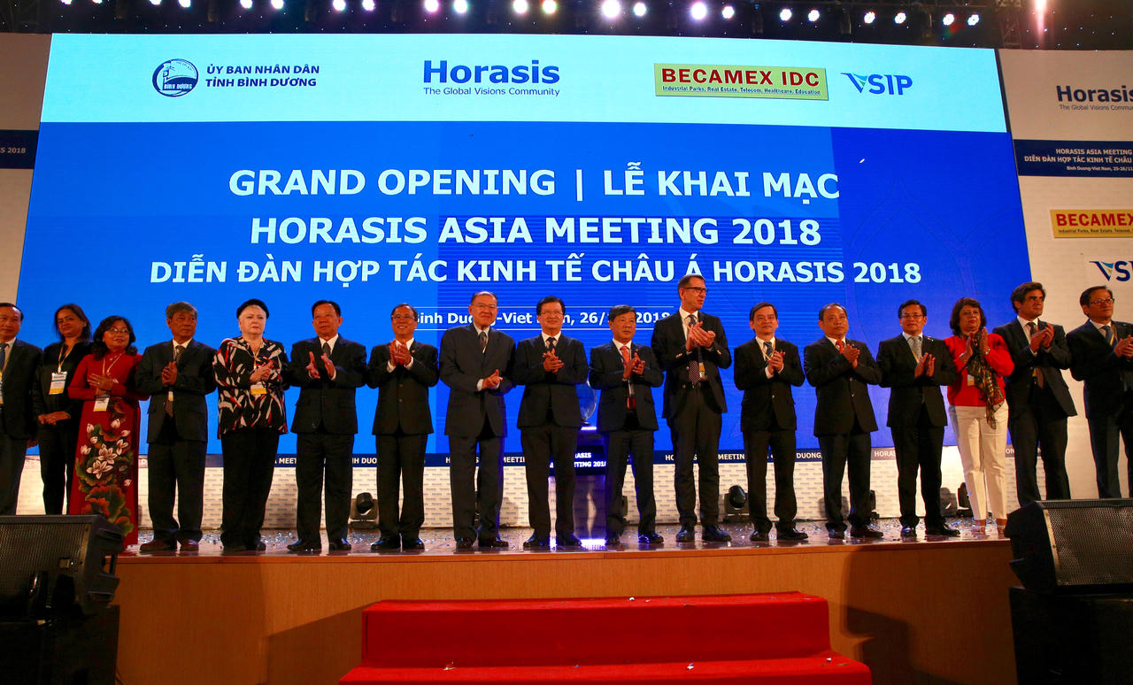 Sớm đưa Việt Nam vào nhóm dẫn đầu ASEAN về năng lực cạnh tranh