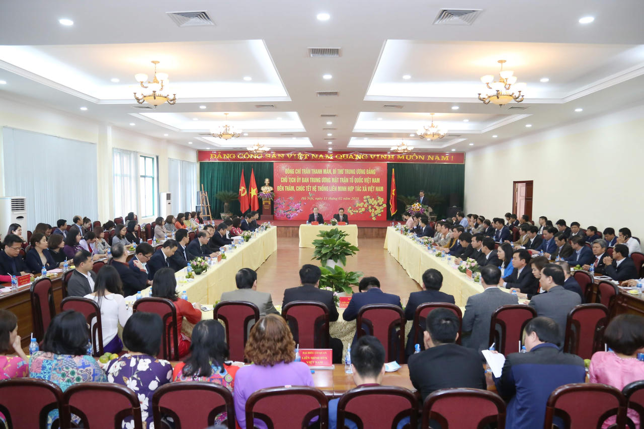 Khắc phục tình trạng “rau hai luống, lợn hai chuồng”