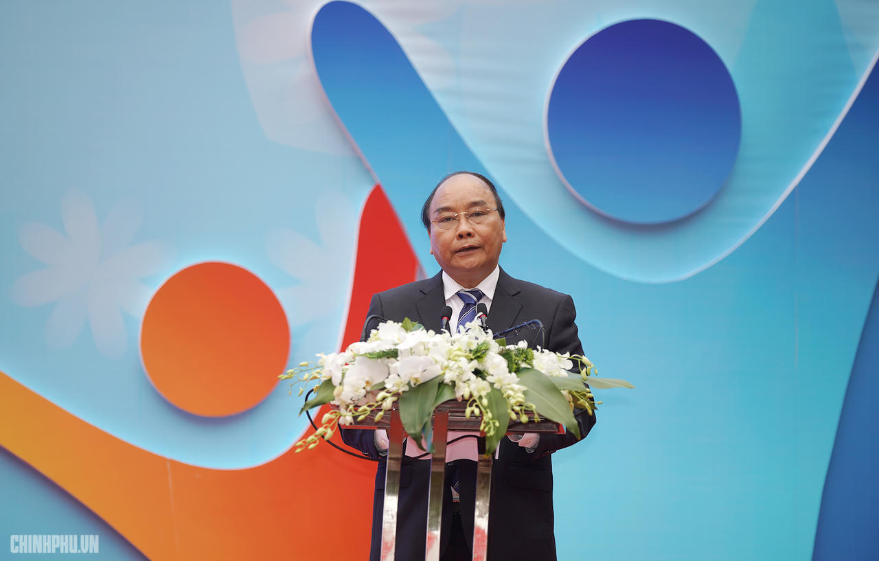 Thủ tướng Nguyễn Xuân Phúc: Phụ nữ và trẻ em luôn giữ vị trí đặc biệt