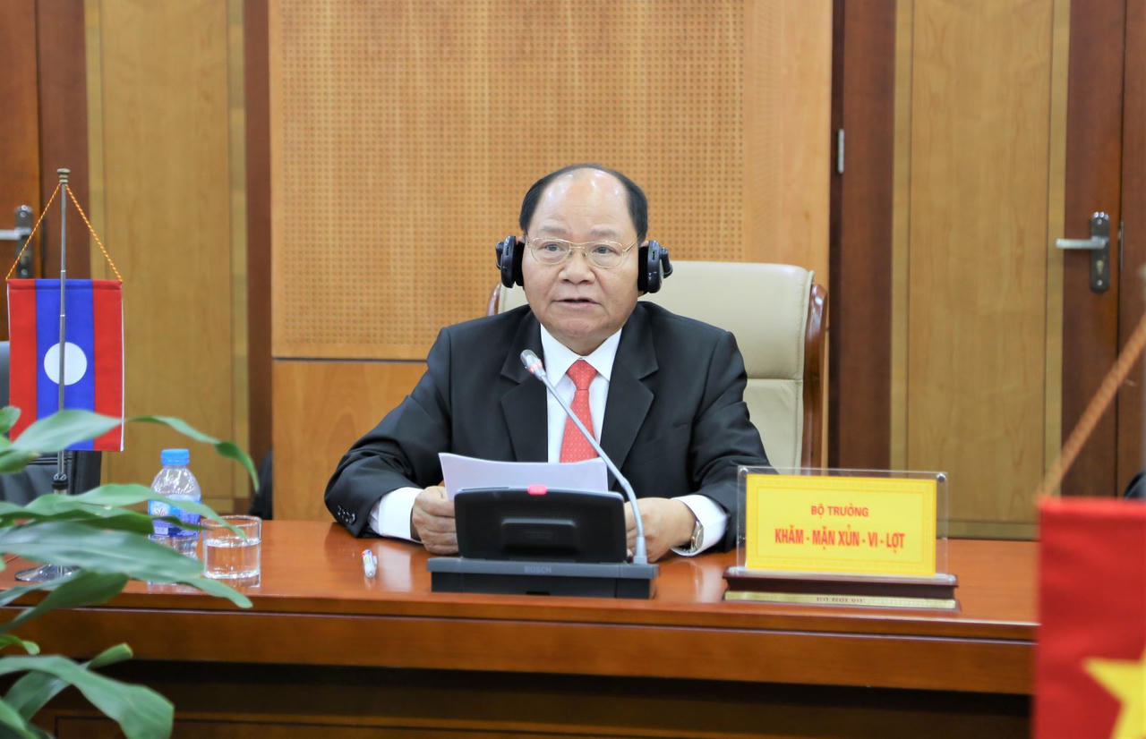 Việt- Lào trao đổi kinh nghiệm quản lý viên chức 