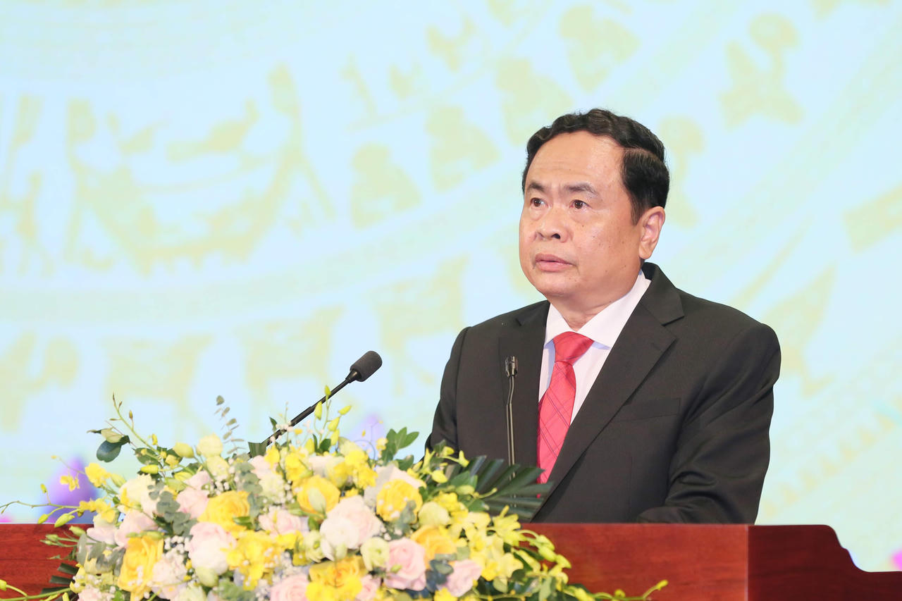 Đấu tranh với các âm mưu xuyên tạc về vấn đề “dân chủ”, “dân tộc”, “tôn giáo”