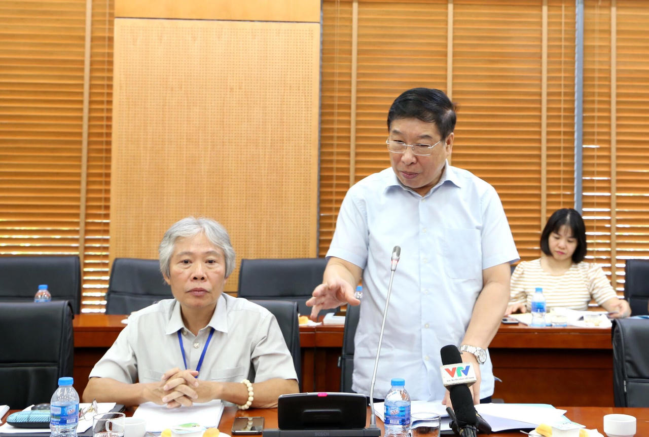 'Thu hút nhân tài không phải để sai vặt!'