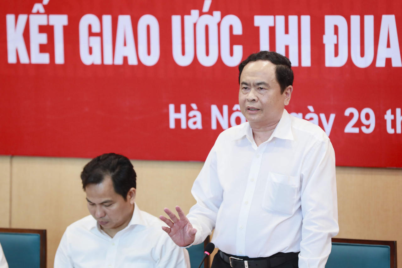 Có nơi, gặp cán bộ cơ sở còn khó hơn Chủ tịch