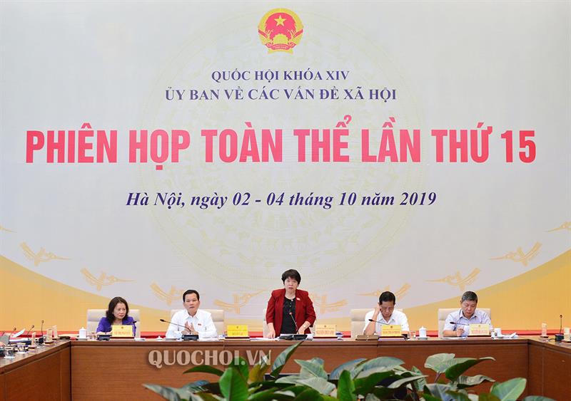 Đại biểu Quốc hội phải trả lời được câu hỏi: “Khi nào tôi được nghỉ hưu?”