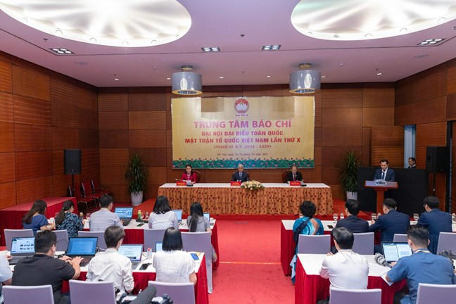 Chủ tịch UBTƯ MTTQ Việt Nam hứa thưởng cho người phát hiện việc sử dụng nguồn tiền cứu trợ không đúng mục đích