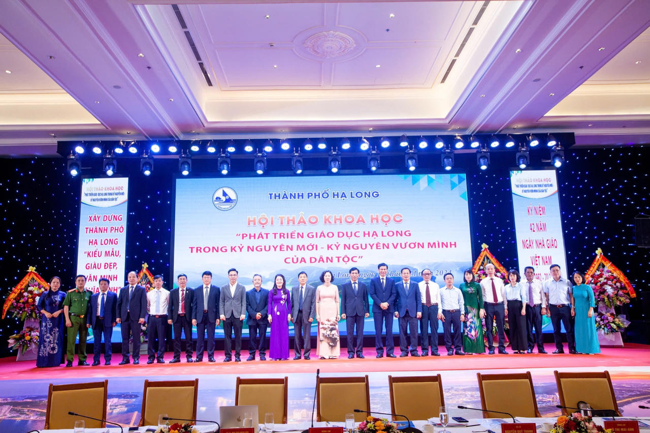 Hội thảo khoa học về phát triển giáo dục Hạ Long trong Kỷ nguyên mới 