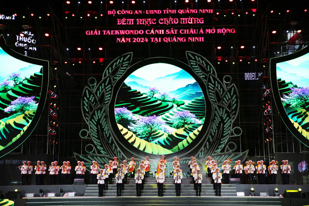 Mãn nhãn đêm nhạc chào mừng Giải Taekwondo Cảnh sát châu Á tại Quảng Ninh