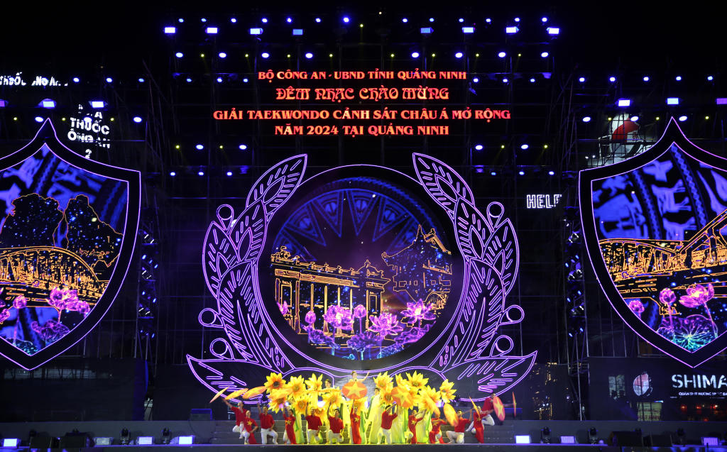 Mãn nhãn đêm nhạc chào mừng Giải Taekwondo Cảnh sát châu Á tại Quảng Ninh