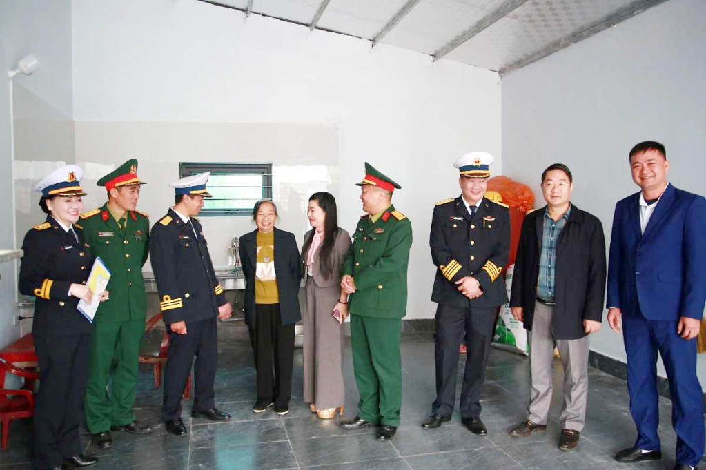 Những ngôi nhà thắm tình quân dân ở Quảng Ninh