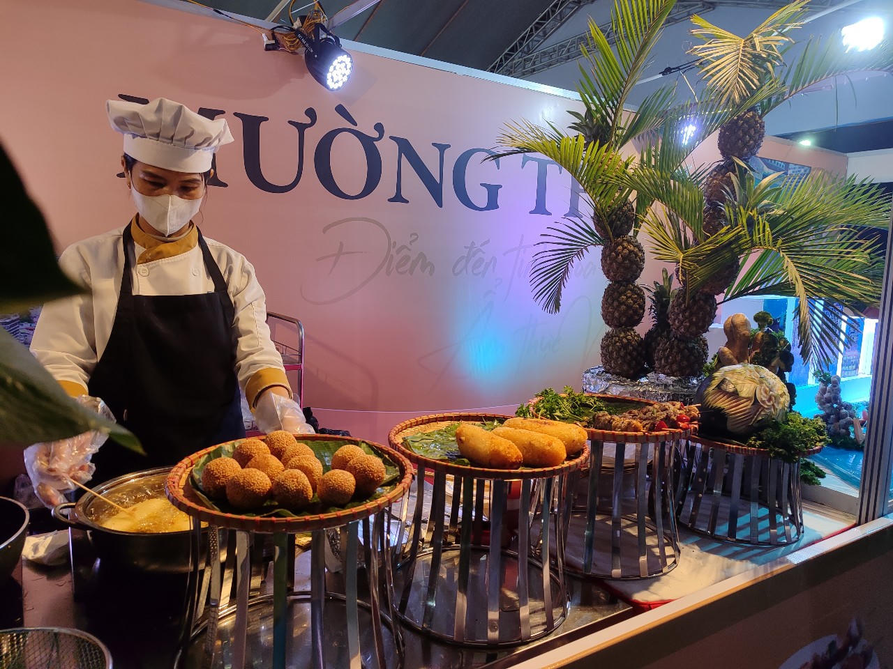 100.000 du khách đến với Liên hoan ẩm thực Quảng Ninh