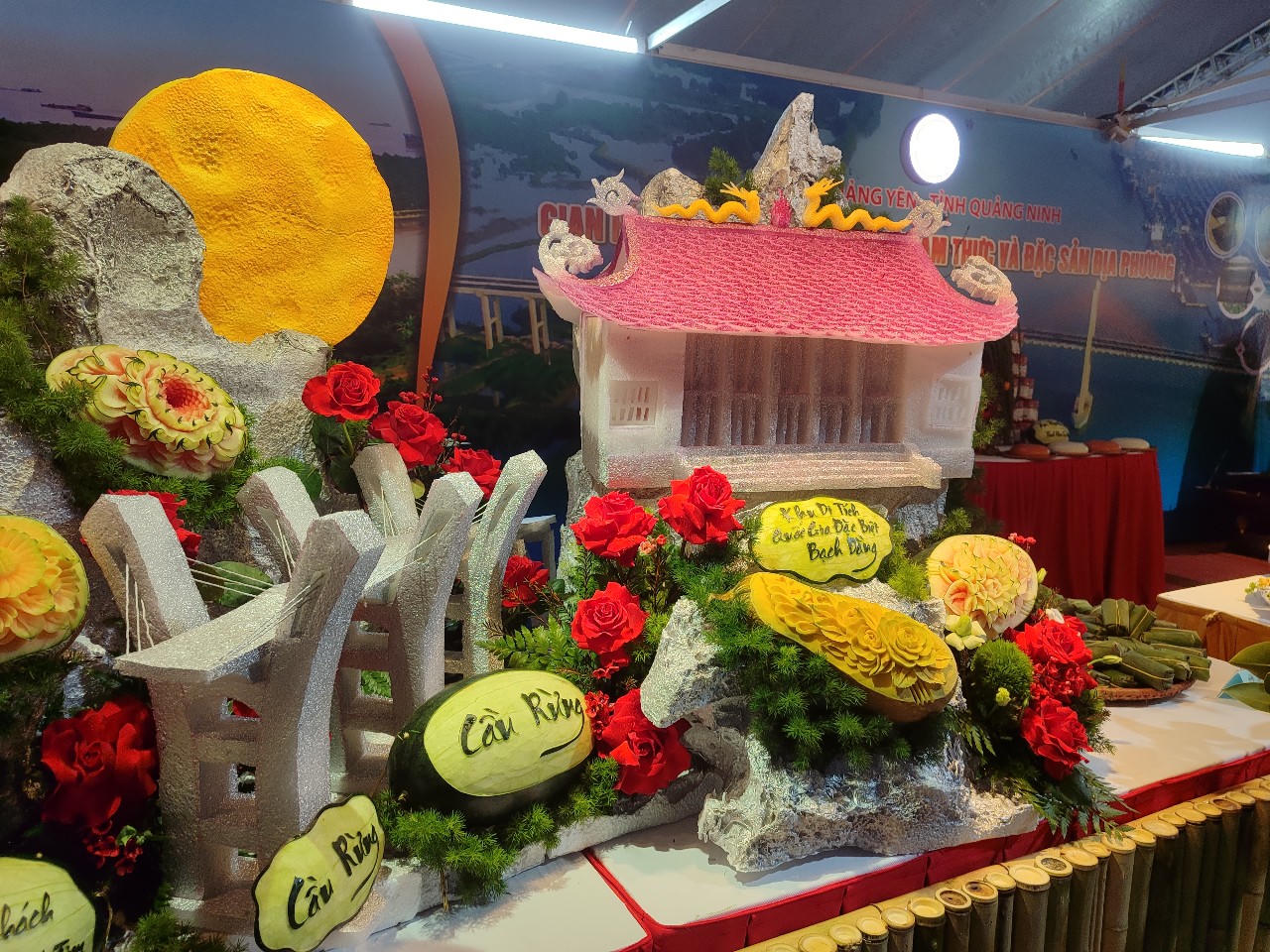 100.000 du khách đến với Liên hoan ẩm thực Quảng Ninh