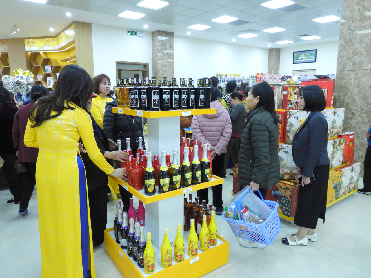 Bưu điện Quảng Ninh khai trương website mua sắm