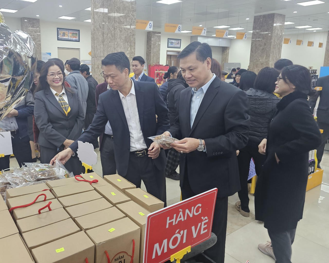 Bưu điện Quảng Ninh khai trương website mua sắm