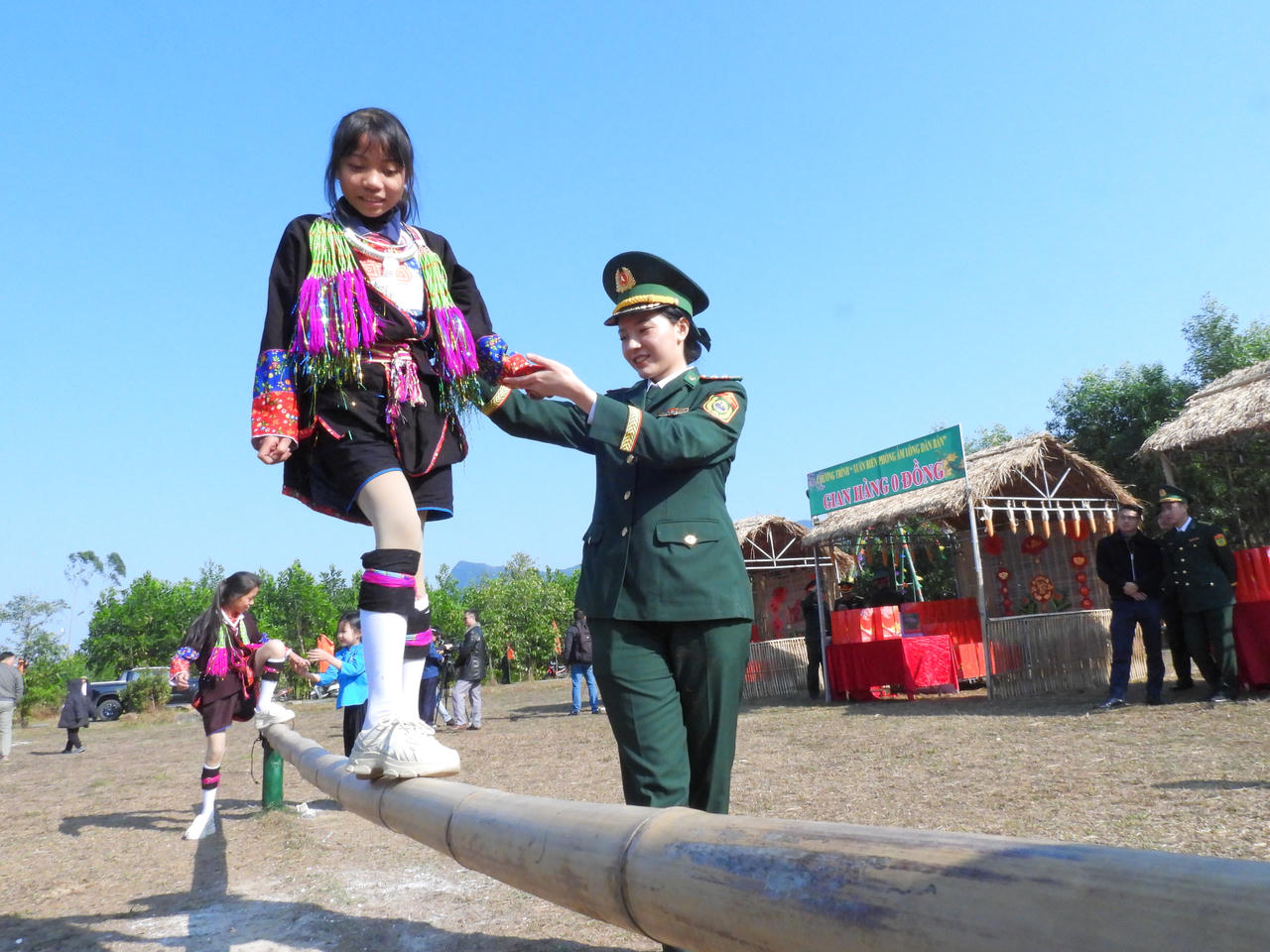 'Xuân Biên phòng ấm lòng dân bản' tại Quảng Ninh