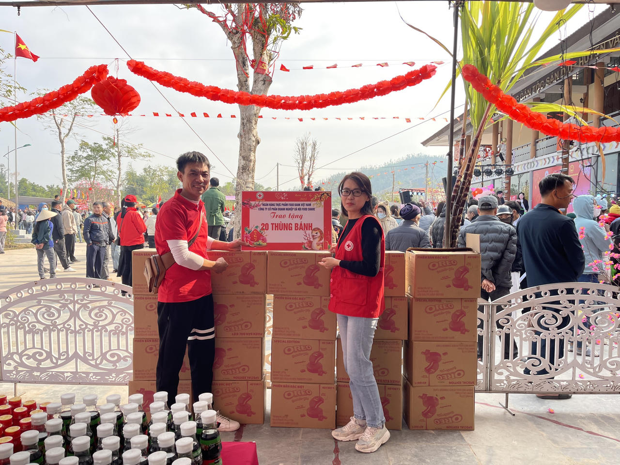 Quảng Ninh: Sôi nổi nhiều hoạt động tại chợ ‘Tết Nhân ái’