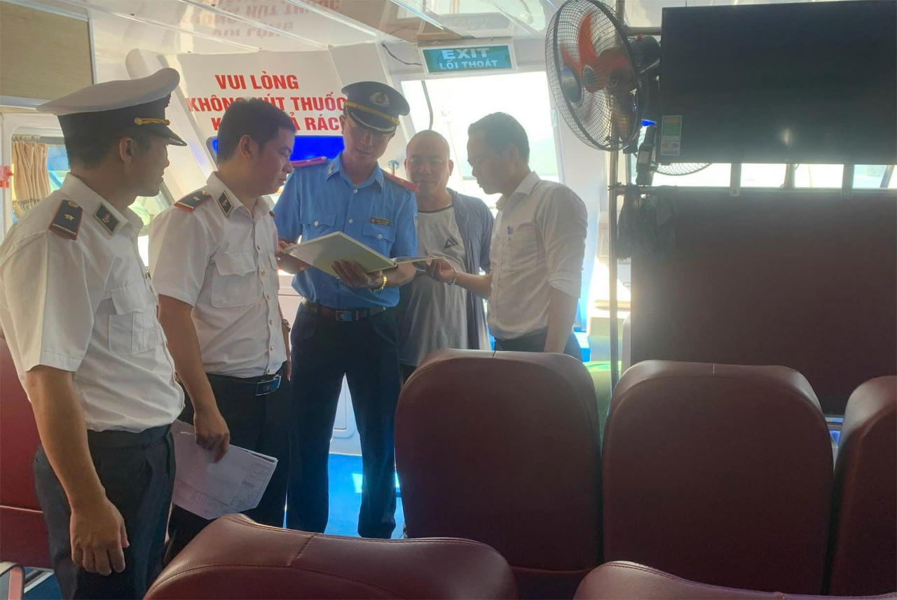 Sở GT-VT Quảng Ninh đồng bộ nhiều giải pháp đảm bảo ATGT dịp Tết Nguyên đán