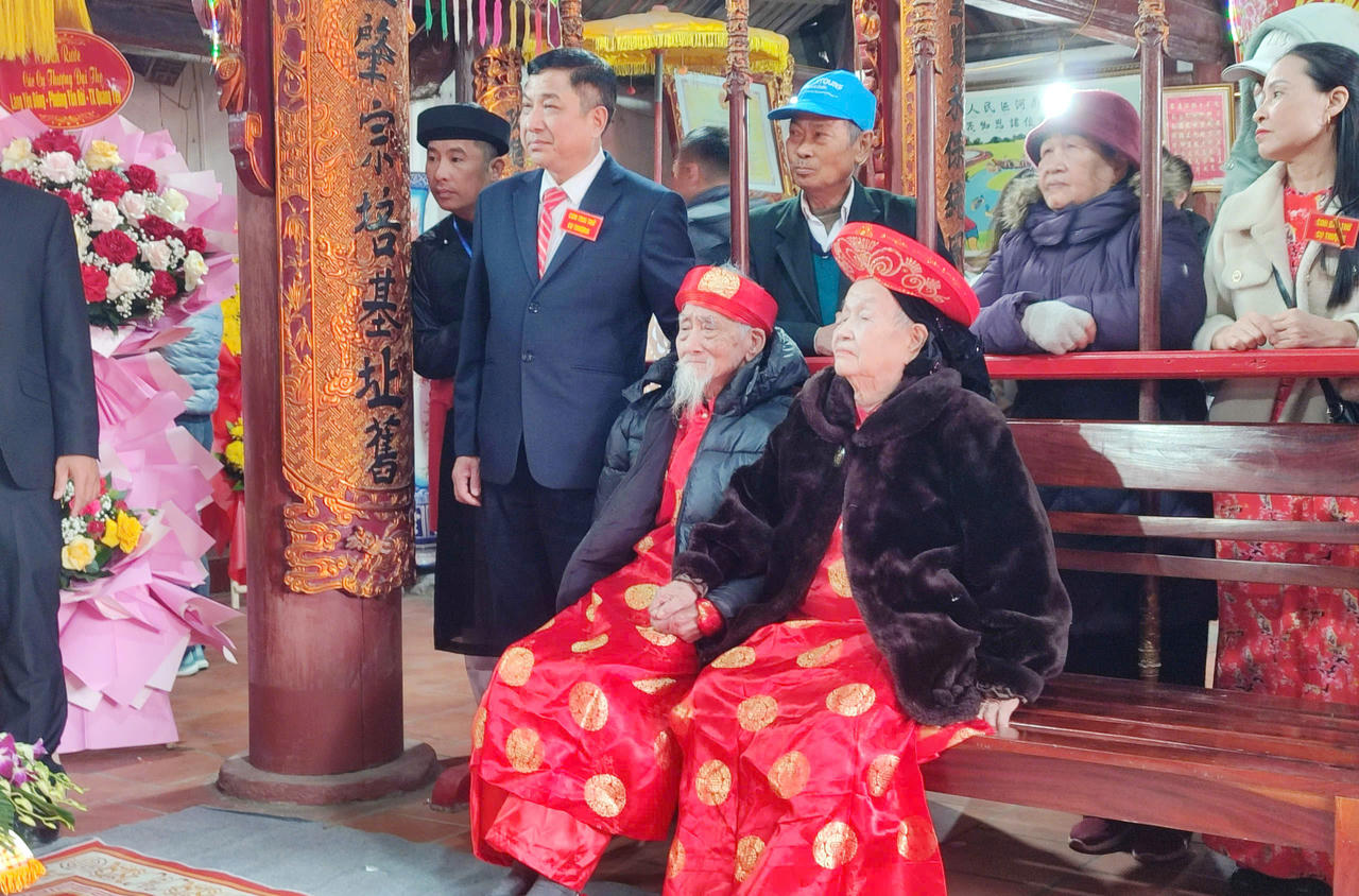 Lễ rước người sống ở Đảo Hà Nam (Quảng Ninh)