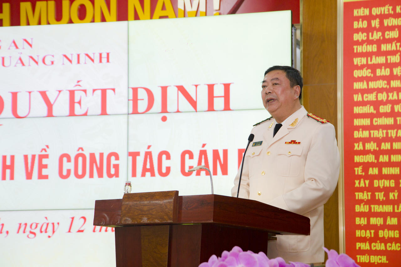 9 lãnh đạo cấp phòng Công an Quảng Ninh xin nghỉ hưu trước tuổi