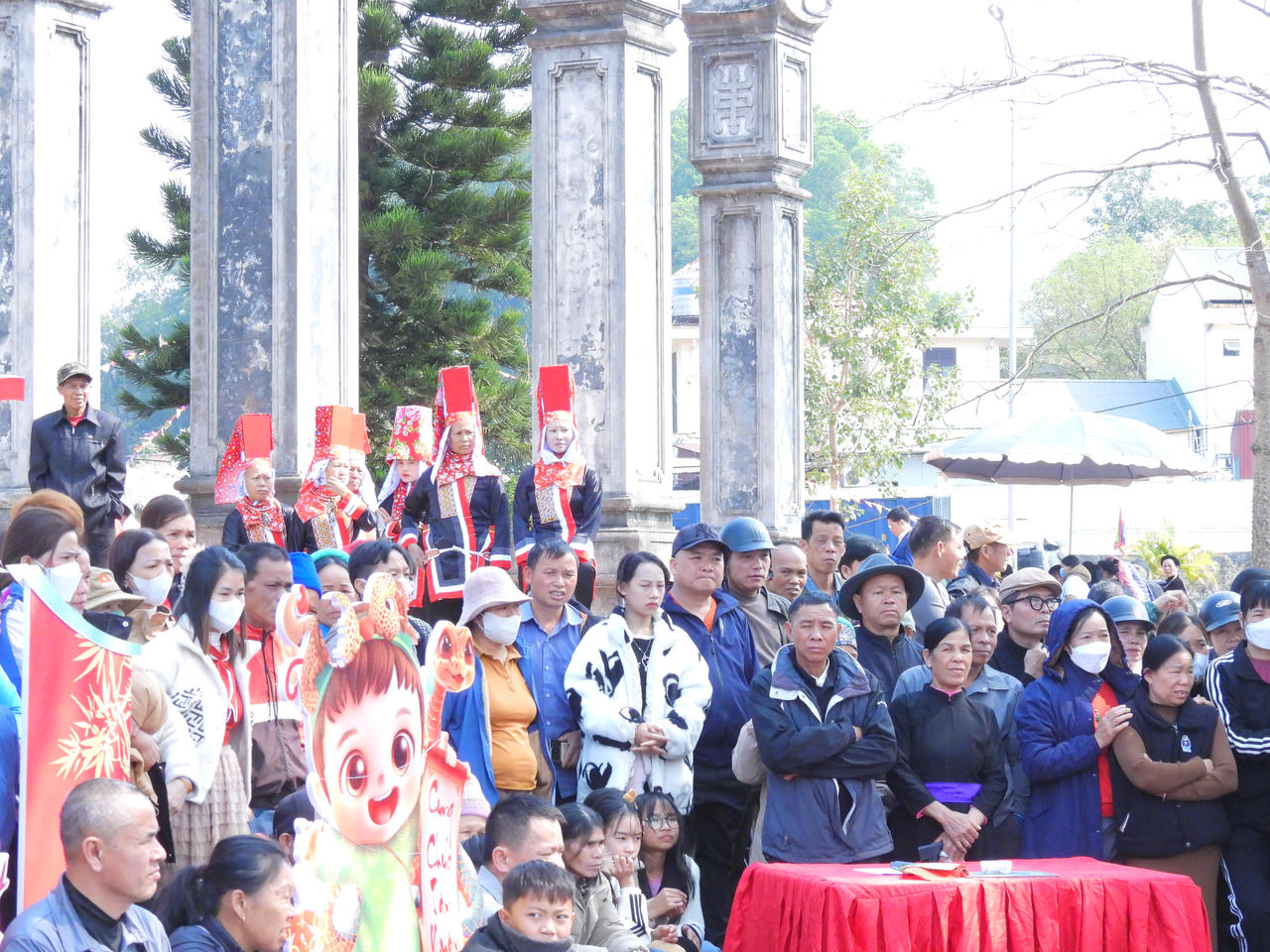 Rộn ràng Lễ hội đình Lục Nà (Bình Liêu)