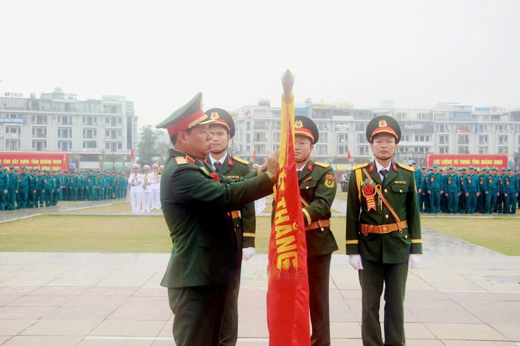 Bộ Chỉ huy Quân sự tỉnh Quảng Ninh đón nhận Huân chương Bảo vệ Tổ quốc hạng Ba