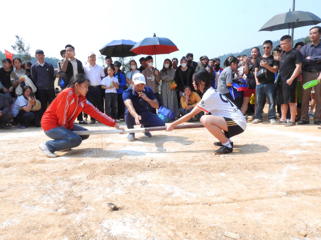 Lễ hội Hoa Anh đào tại vùng cao Kỳ Thượng